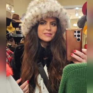 Meet your Posher, Lisa